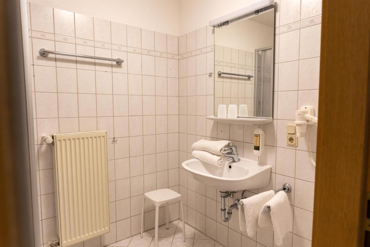 Haus Sonneck Hotel Marburg Екстериор снимка